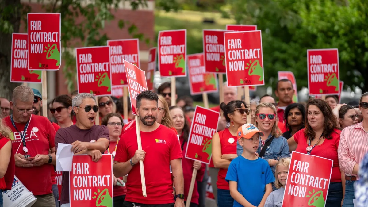 BEA members rallying for a fair contract now